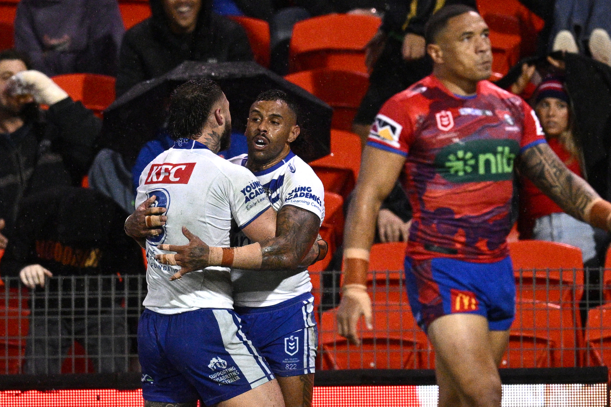 Addo-Carr Injury Dampens Bulldogs' Dominant Win Over Knights