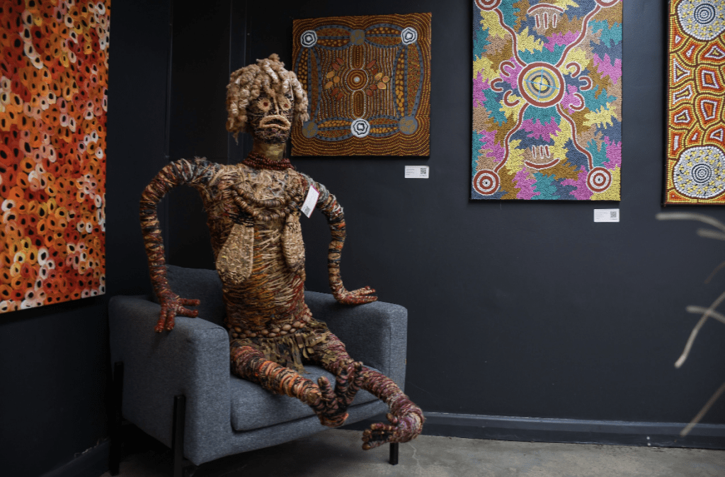 Bluethumb Ignites NAIDOC Week with Largest Indigenous Art Exhibition